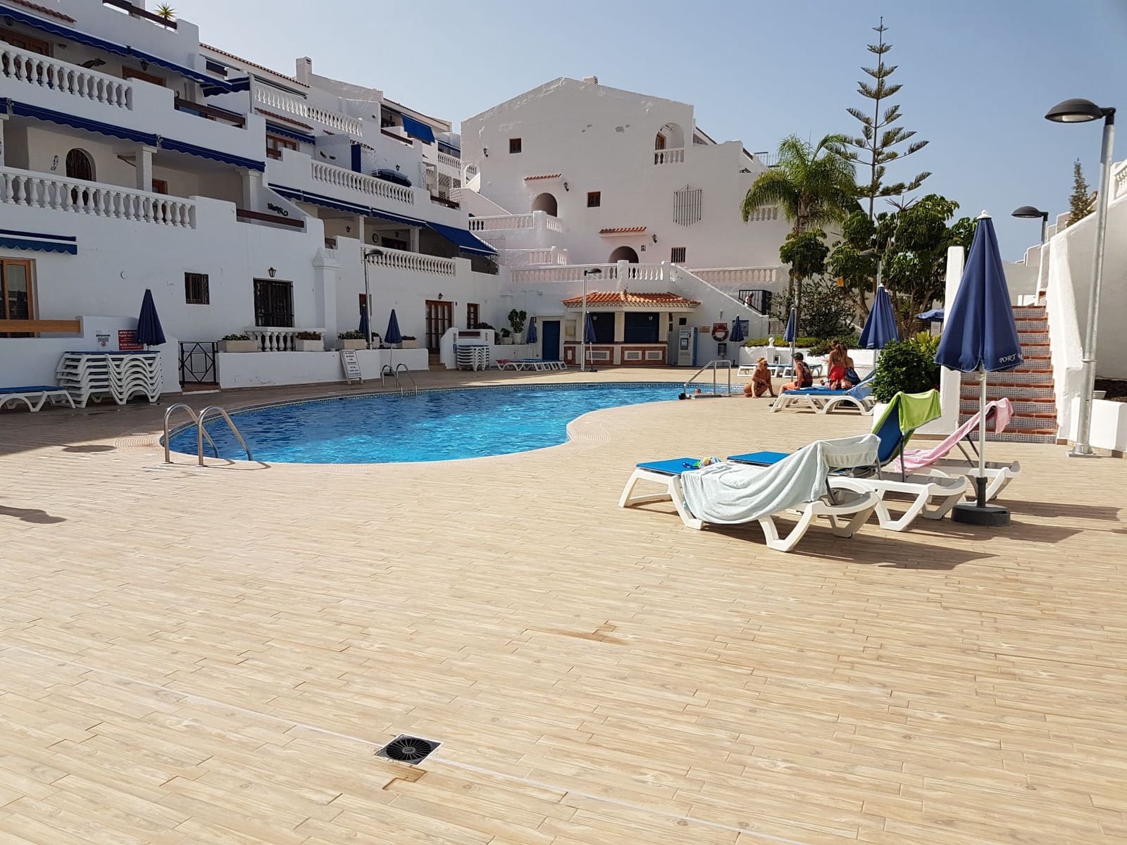 1 soveværelse Lejlighed til salg i Los Cristianos med swimmingpool - € 240.000 (Ref: 10186383)