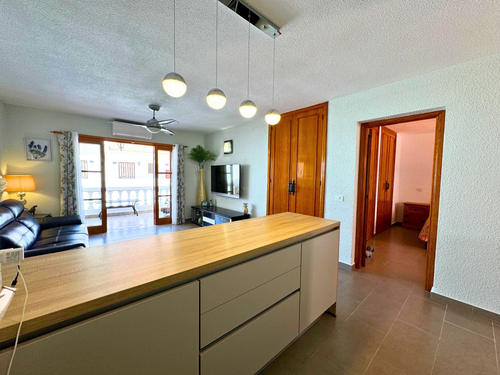 1 soveværelse Lejlighed til salg i Los Cristianos med swimmingpool - € 240.000 (Ref: 10186383)