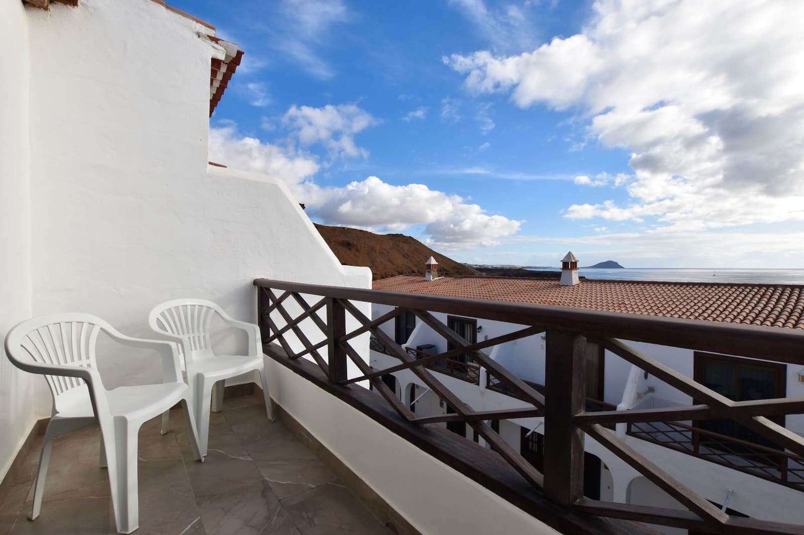 2 soveværelse Penthouse til salg i Costa del Silencio med swimmingpool garage - € 325.000 (Ref: 8670086)