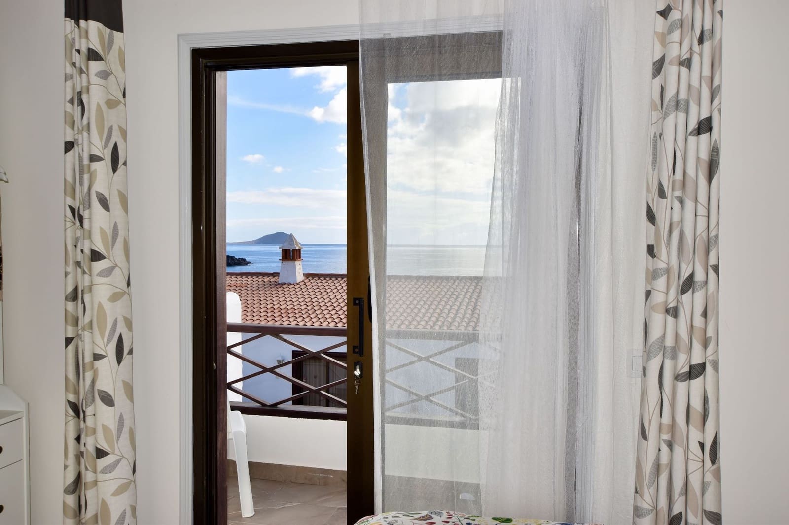 2 soveværelse Penthouse til salg i Costa del Silencio med swimmingpool garage - € 325.000 (Ref: 8670086)