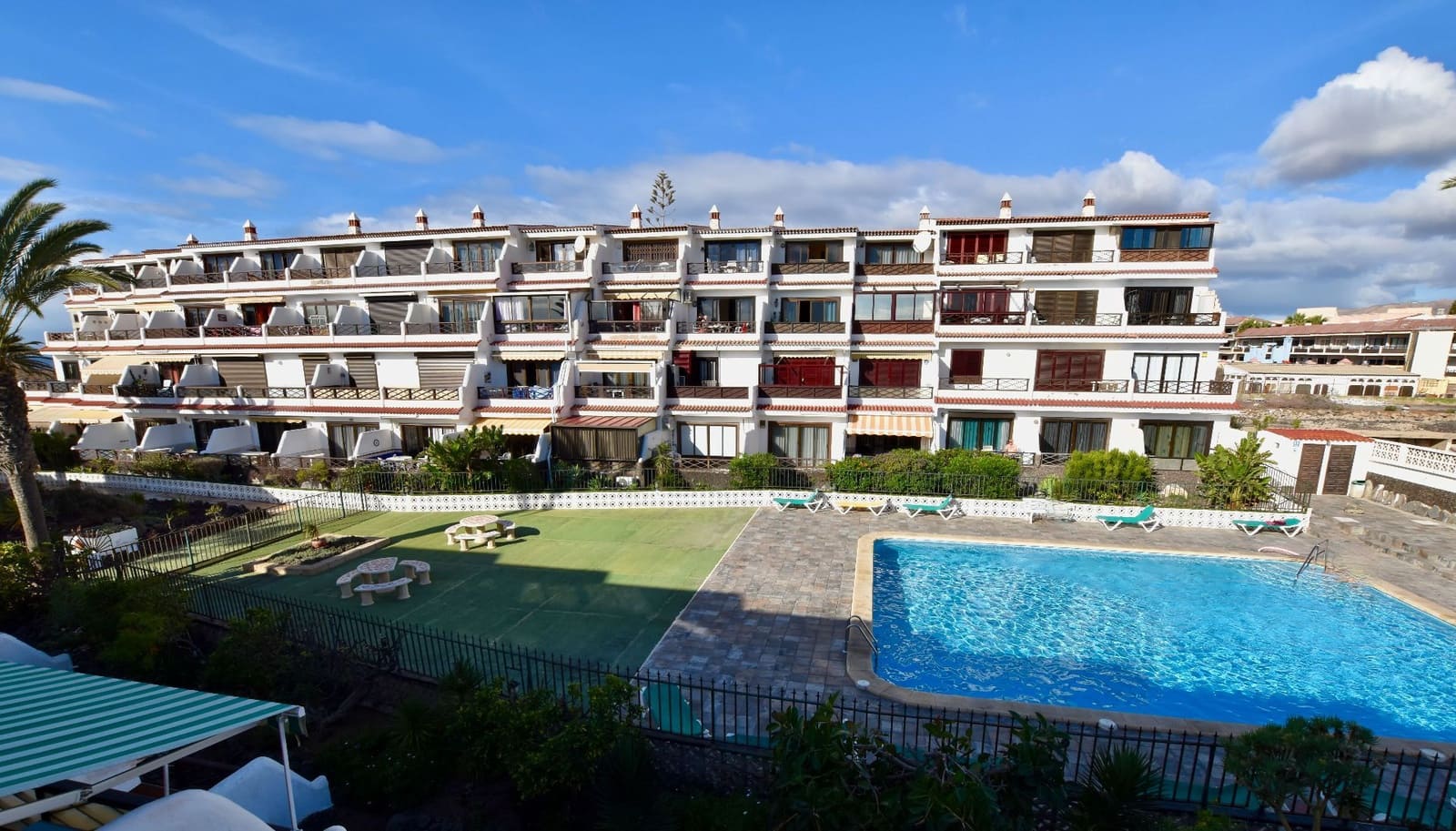 2 soveværelse Penthouse til salg i Costa del Silencio med swimmingpool garage - € 325.000 (Ref: 8670086)