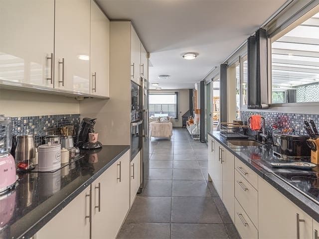 3 slaapkamer Villa te koop in Chayofa met garage - € 819.000 (Ref: 8670092)