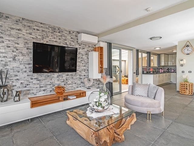 3 slaapkamer Villa te koop in Chayofa met garage - € 819.000 (Ref: 8670092)