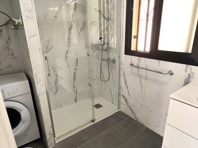 1 bedroom Apartment for sale in Playa de las Americas with garage - € 360,000 (Ref: 8670098)