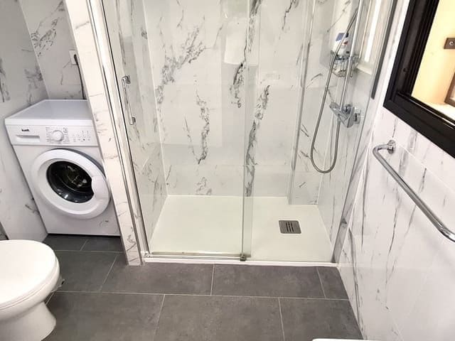 1 bedroom Apartment for sale in Playa de las Americas with garage - € 360,000 (Ref: 8670098)