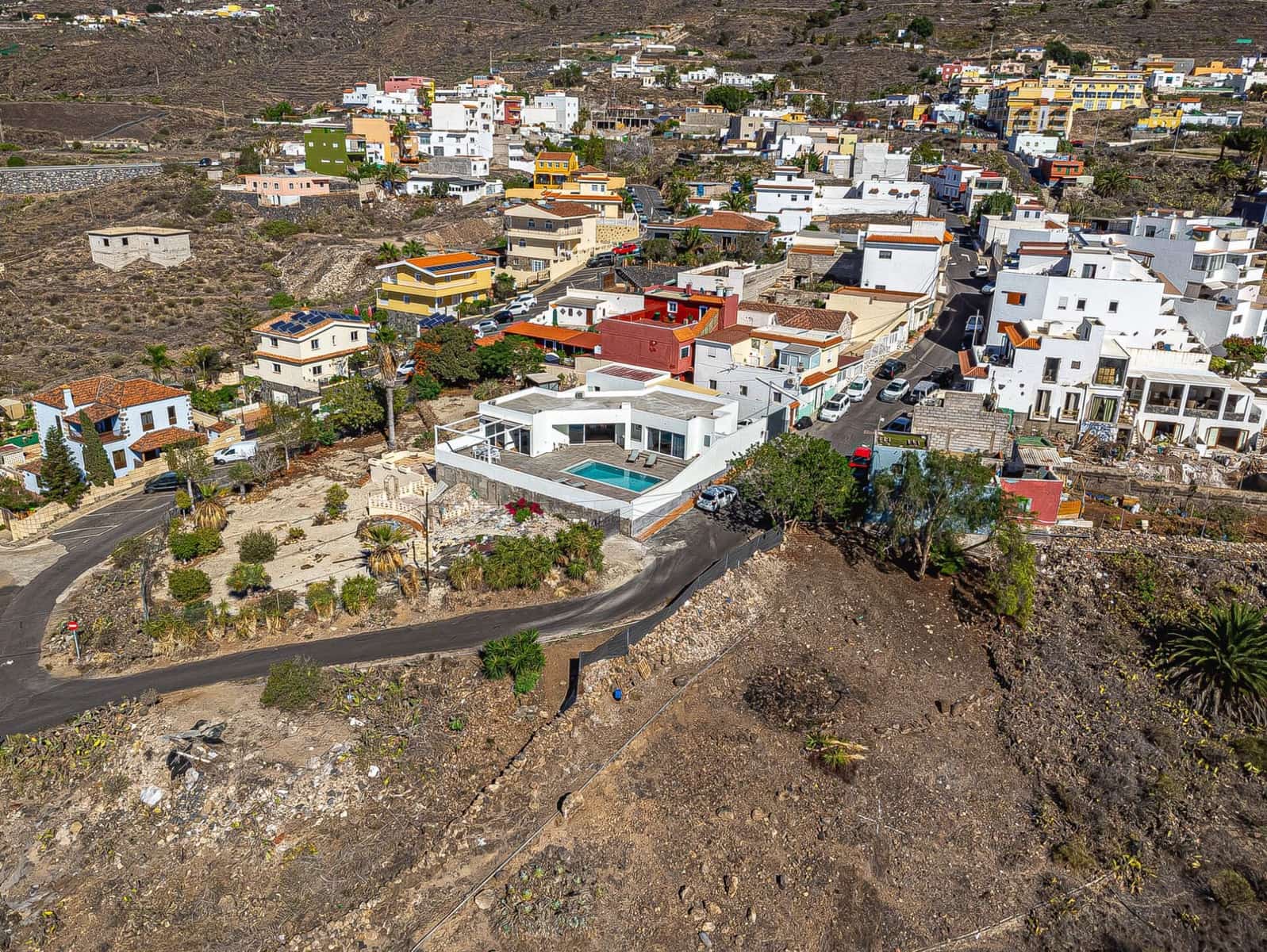 3 Zimmer Villa zu verkaufen in Tejina de Guia de Isora mit Pool Garage - 897.000 € (Ref: 8670109)