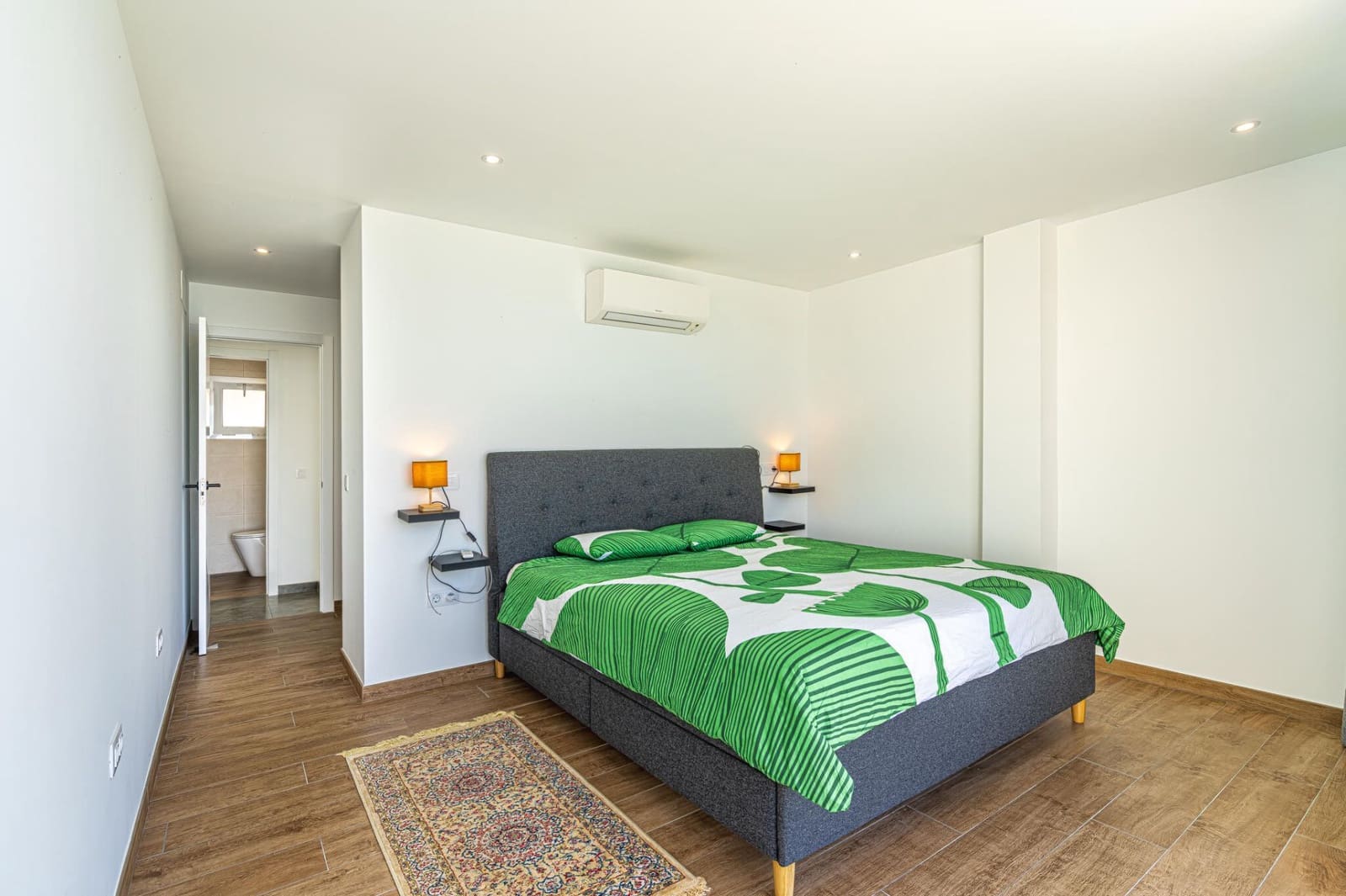 3 Zimmer Villa zu verkaufen in Tejina de Guia de Isora mit Pool Garage - 897.000 € (Ref: 8670109)