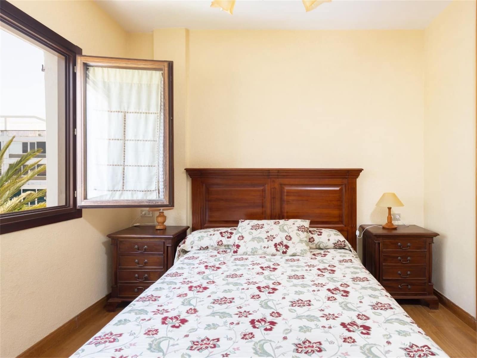 4 soverom Penthouse til salgs i Playa de las Americas med svømmebasseng garasje - € 645 000 (Ref: 8670110)