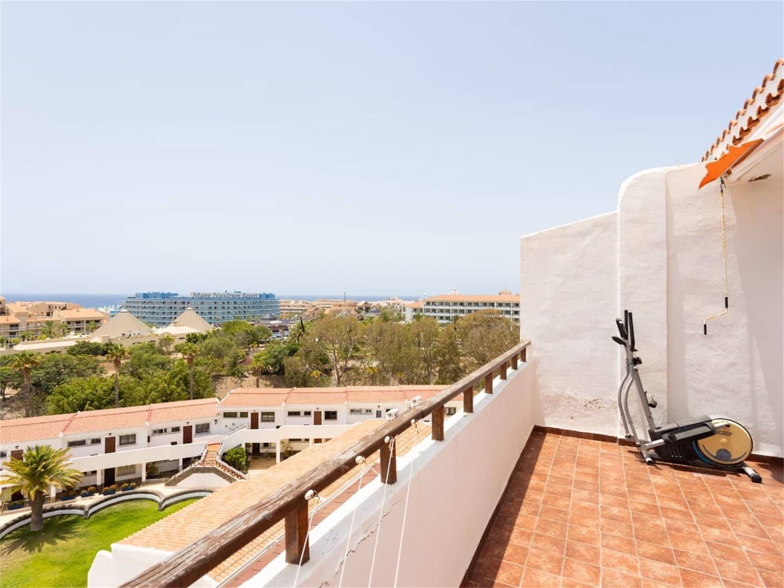 4 soverom Penthouse til salgs i Playa de las Americas med svømmebasseng garasje - € 645 000 (Ref: 8670110)