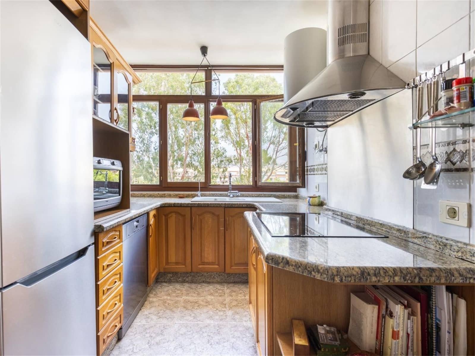 4 soverom Penthouse til salgs i Playa de las Americas med svømmebasseng garasje - € 645 000 (Ref: 8670110)