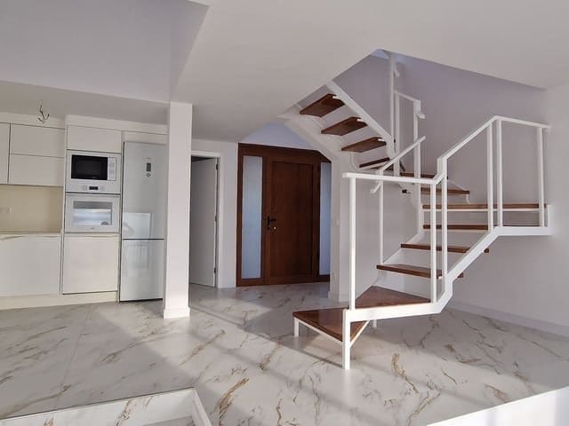 2 chambre Penthouse à vendre à Los Gigantes, Santiago del Teide avec garage - 530 000 € (Ref: 8670112)