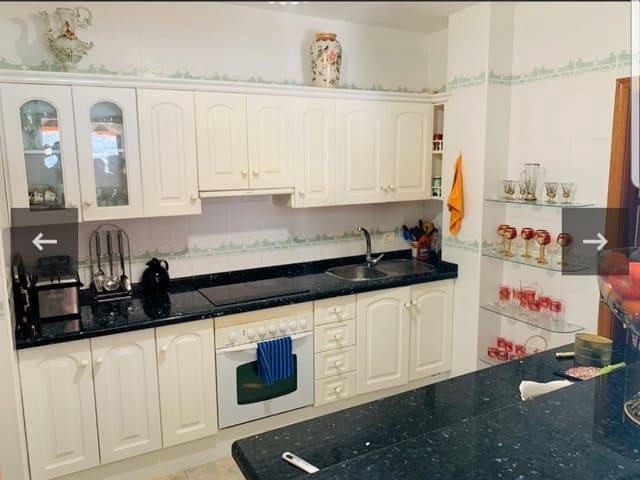 3 bedroom Apartment for sale in Los Cristianos, Arona with garage - € 585,000 (Ref: 8670132)