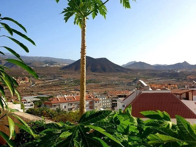 3 quarto Apartamento para venda em Los Cristianos com garagem - 585 000 € (Ref: 8670132)