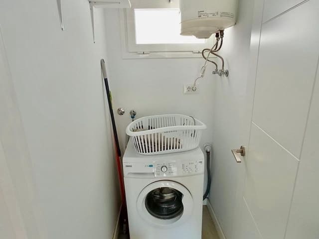 1 bedroom Apartment for sale in Playa de las Americas - € 450,000 (Ref: 8670135)