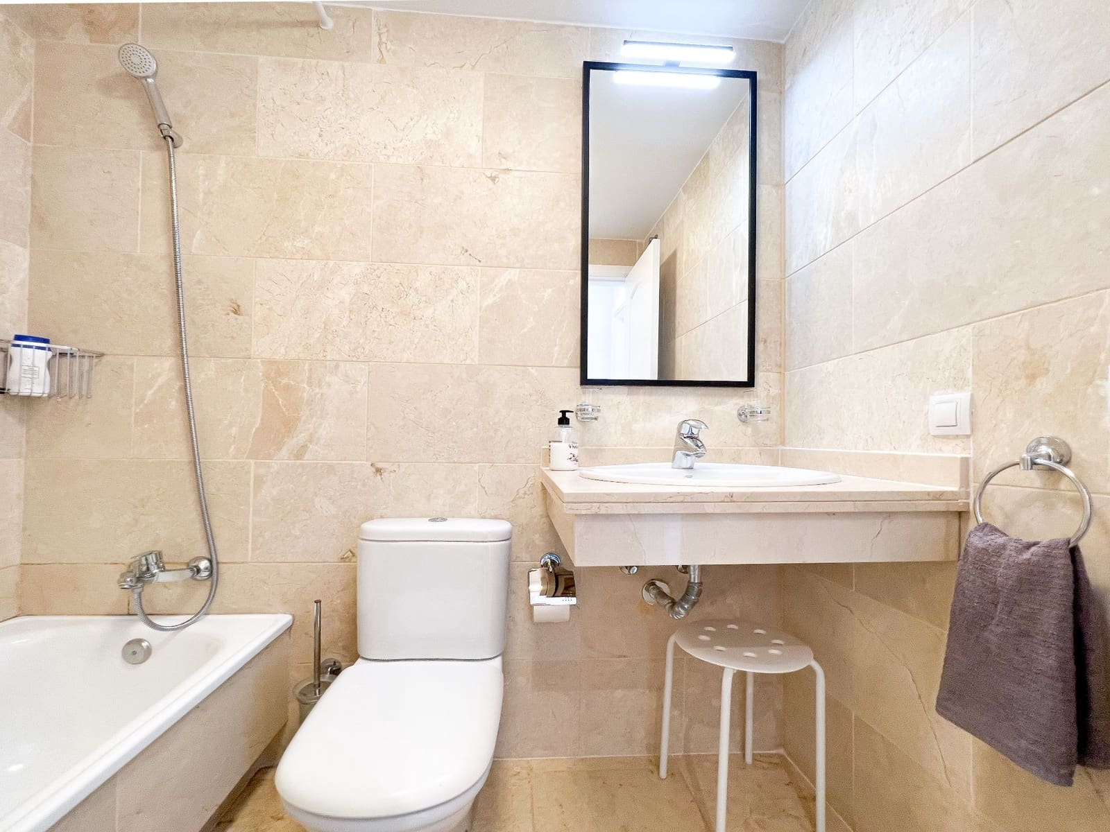 1 soverom Leilighet til salgs i Palm-Mar med svømmebasseng - € 249 000 (Ref: 8684530)