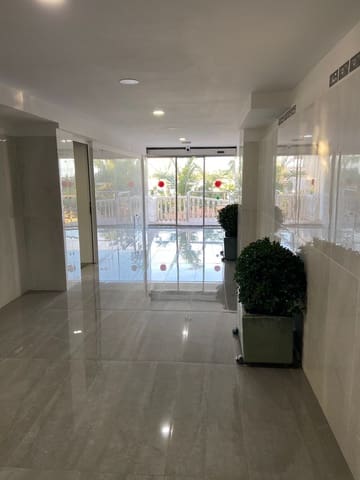 Appartamento in vendita in Playa de las Américas, Adeje con piscina garage - 260.000 € (Rif: 8777756)