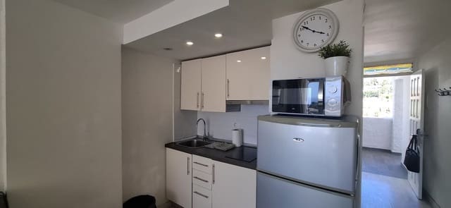 Appartamento in vendita in Playa de las Américas, Adeje con piscina garage - 260.000 € (Rif: 8777756)