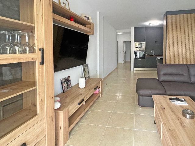 Apartamento de 2 habitaciones en Chayofa, Arona en venta con piscina garaje - 395.000 € (Ref: 8792259)