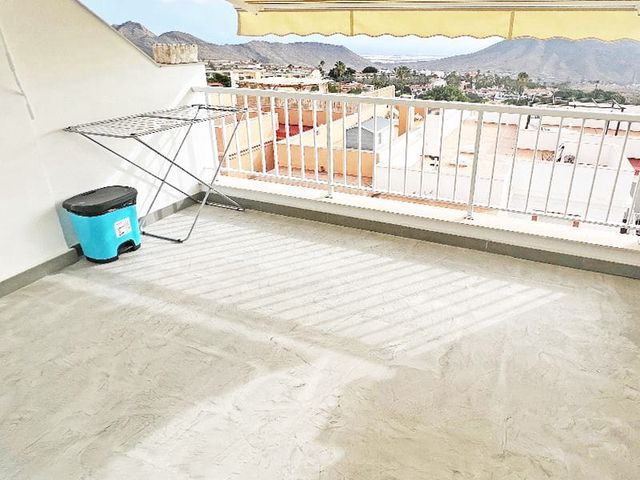 Apartamento de 2 habitaciones en Chayofa, Arona en venta con piscina garaje - 395.000 € (Ref: 8792259)