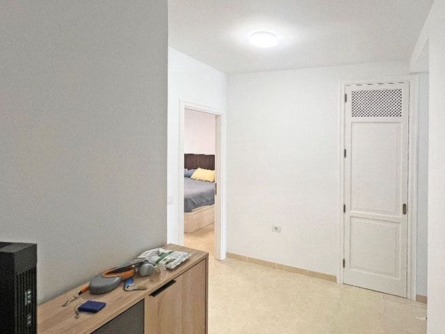 Apartamento de 2 habitaciones en Chayofa, Arona en venta con piscina garaje - 395.000 € (Ref: 8792259)