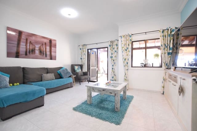 2 quarto Moradia Geminada para venda em Chayofa, Arona com piscina garagem - 340 000 € (Ref: 8847108)