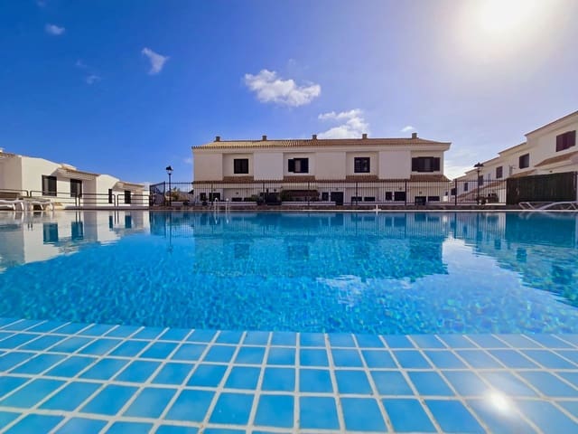 2 quarto Moradia Geminada para venda em Chayofa, Arona com piscina garagem - 340 000 € (Ref: 8847108)