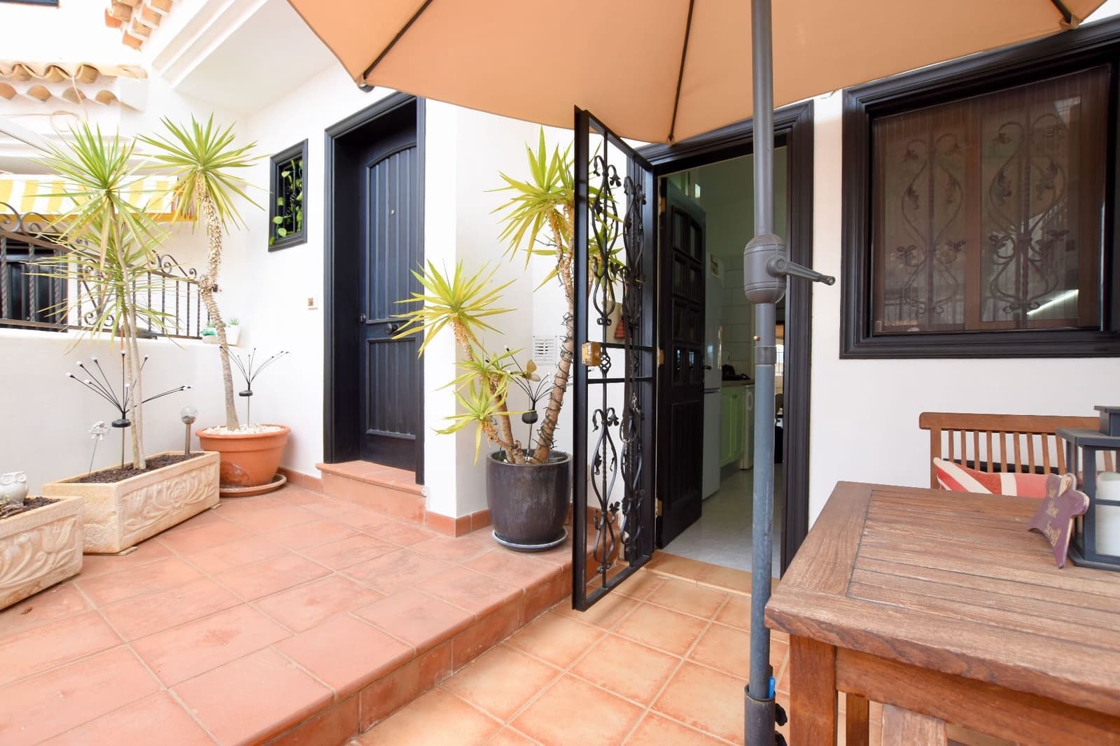 2 quarto Moradia Geminada para venda em Chayofa com piscina garagem - 340 000 € (Ref: 8847108)