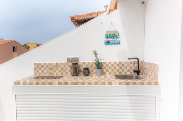 4 bedroom Townhouse for sale in Playa del Duque, Adeje with pool garage - € 459,000 (Ref: 8873921)