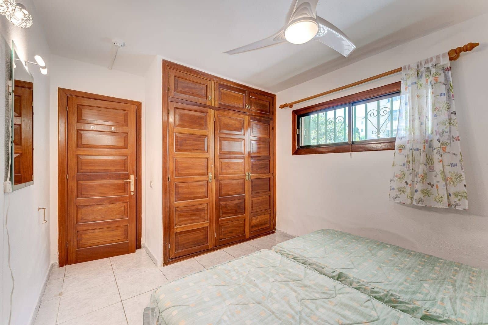 1 soveværelse Lejlighed til salg i Los Cristianos med swimmingpool garage - € 315.000 (Ref: 8889095)