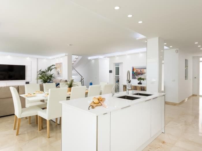 6 sovrum Villa till salu i El Madronal med pool garage - 2 550 000 € (Ref: 8956847)