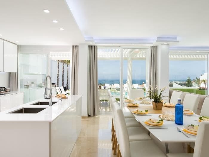 6 sovrum Villa till salu i El Madronal med pool garage - 2 550 000 € (Ref: 8956847)