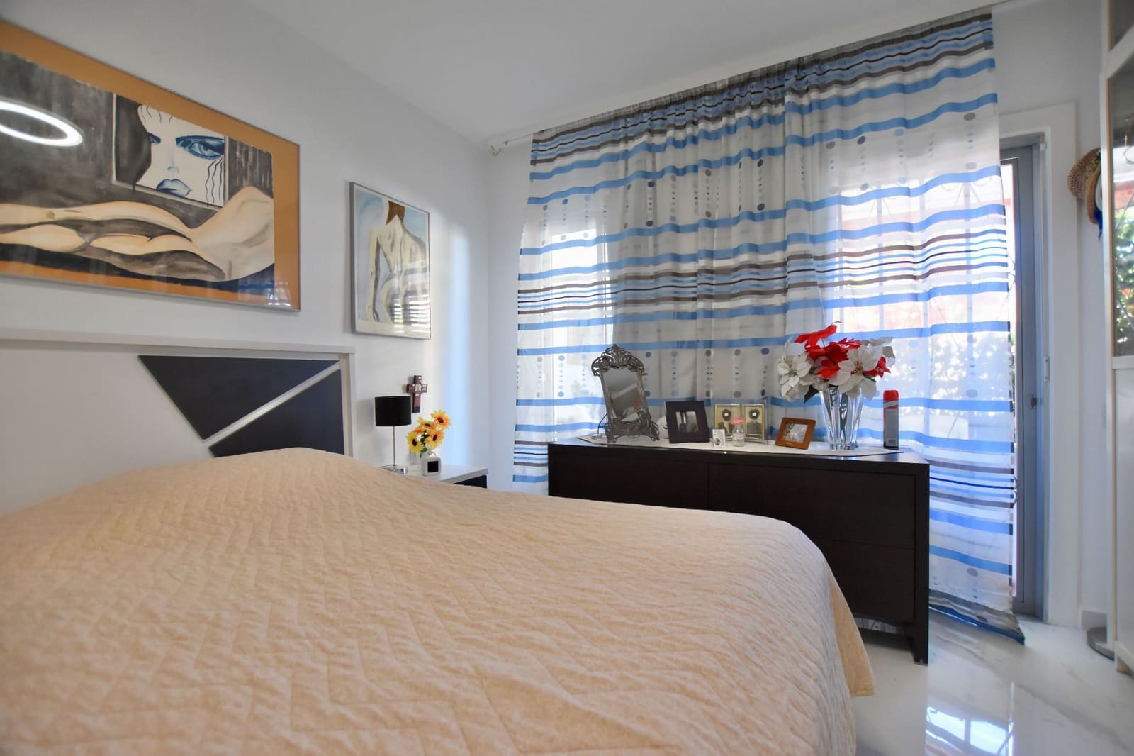 2 makuuhuone Huoneisto myytävänä paikassa Playa de las Americas mukana uima-altaan - 490 000 € (Ref: 9075712)