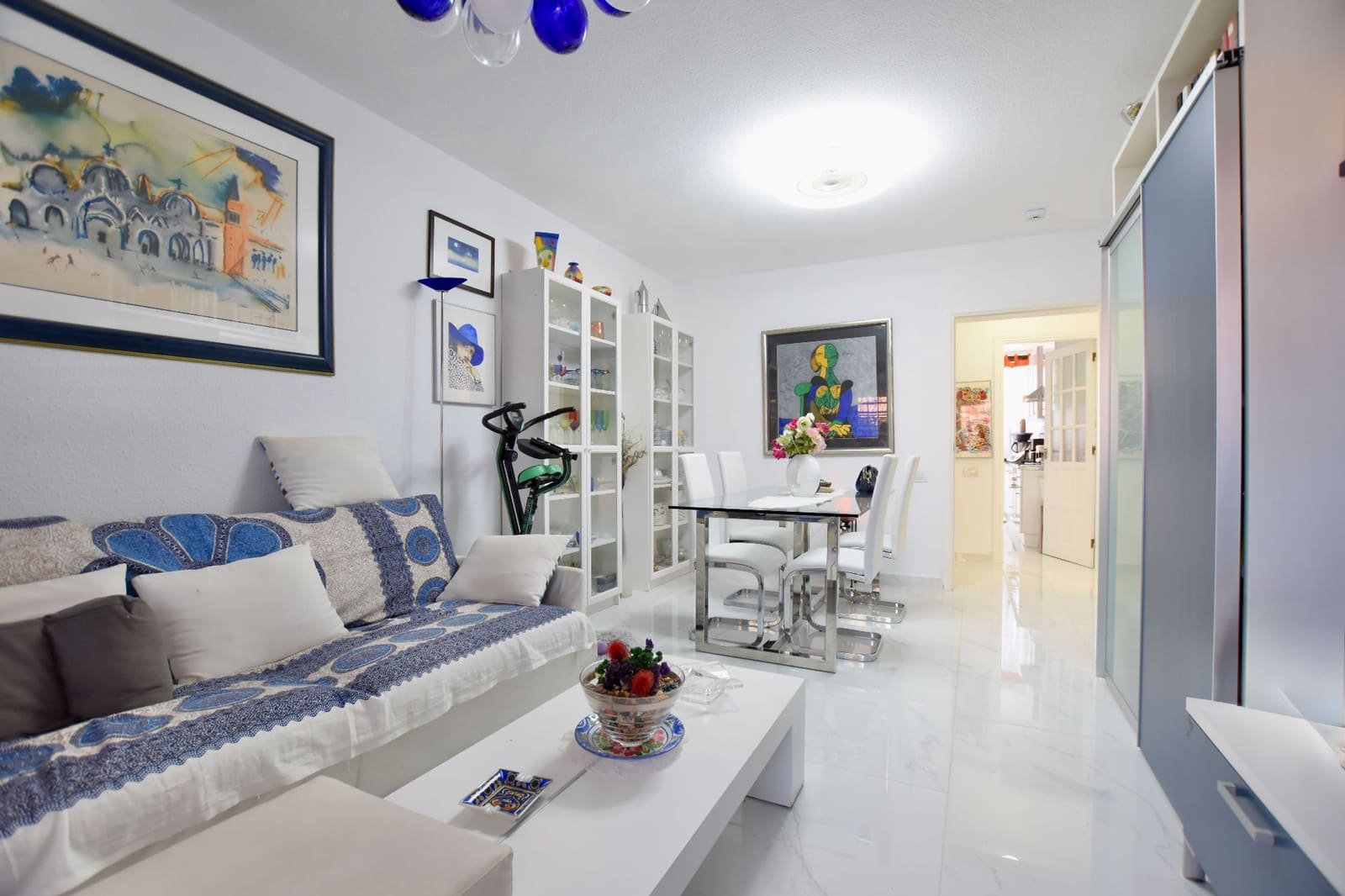 2 makuuhuone Huoneisto myytävänä paikassa Playa de las Americas mukana uima-altaan - 490 000 € (Ref: 9075712)