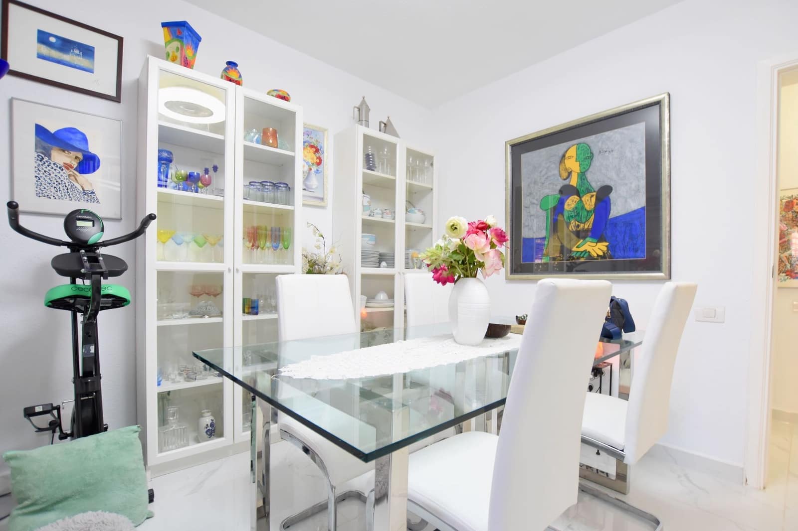 2 makuuhuone Huoneisto myytävänä paikassa Playa de las Americas mukana uima-altaan - 490 000 € (Ref: 9075712)