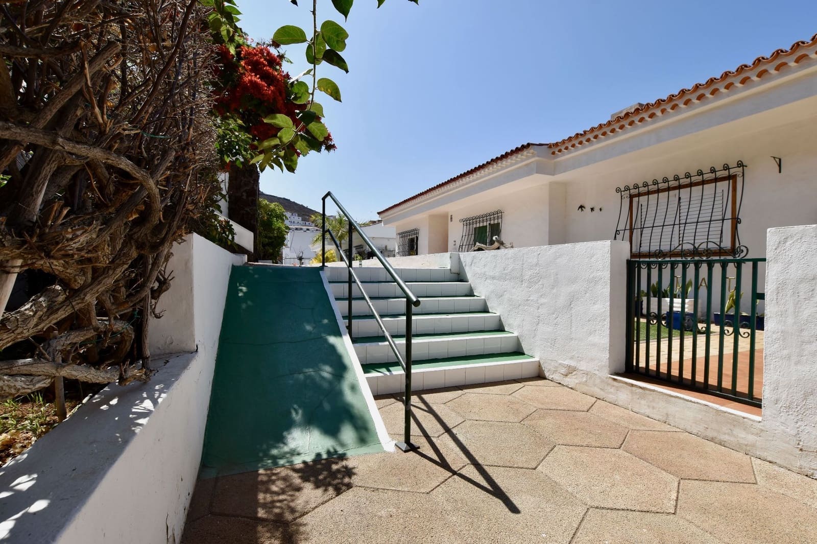 2 makuuhuone Huoneisto myytävänä paikassa Playa de las Americas mukana uima-altaan - 490 000 € (Ref: 9075712)