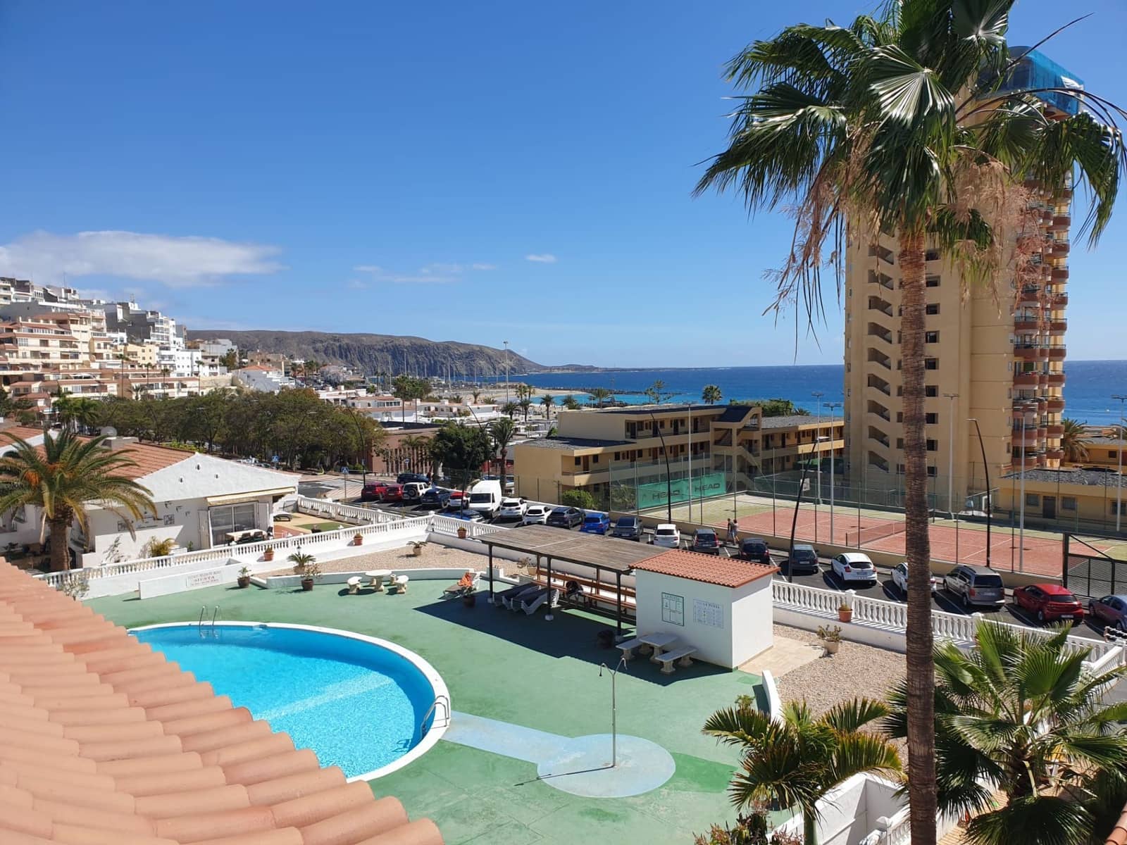 2 makuuhuone Huoneisto myytävänä paikassa Playa de las Americas mukana uima-altaan - 490 000 € (Ref: 9075712)