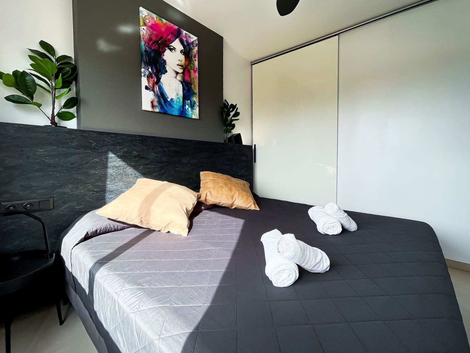 2 quarto Apartamento para venda em Costa Adeje com piscina - 350 000 € (Ref: 9097871)