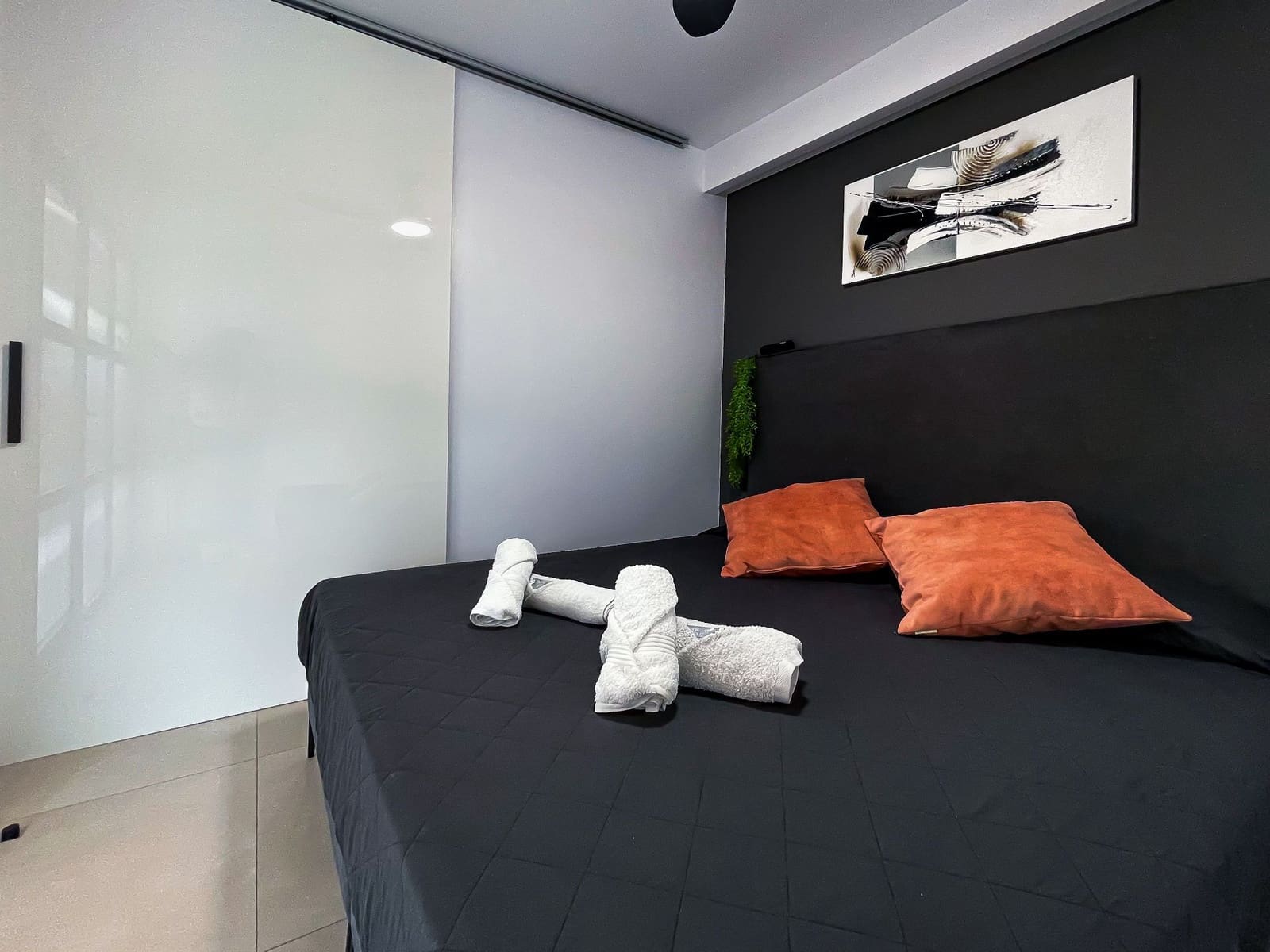 2 quarto Apartamento para venda em Costa Adeje com piscina - 350 000 € (Ref: 9097871)