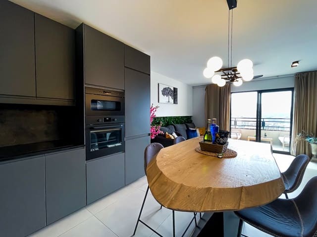 2 chambre Appartement à vendre à Costa Adeje, Adeje avec piscine - 350 000 € (Ref: 9097871)