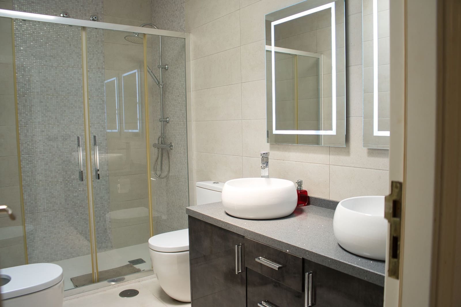 6 soveværelse Semi-Rækkehus til salg i Torviscas med swimmingpool garage - € 670.000 (Ref: 9106263)