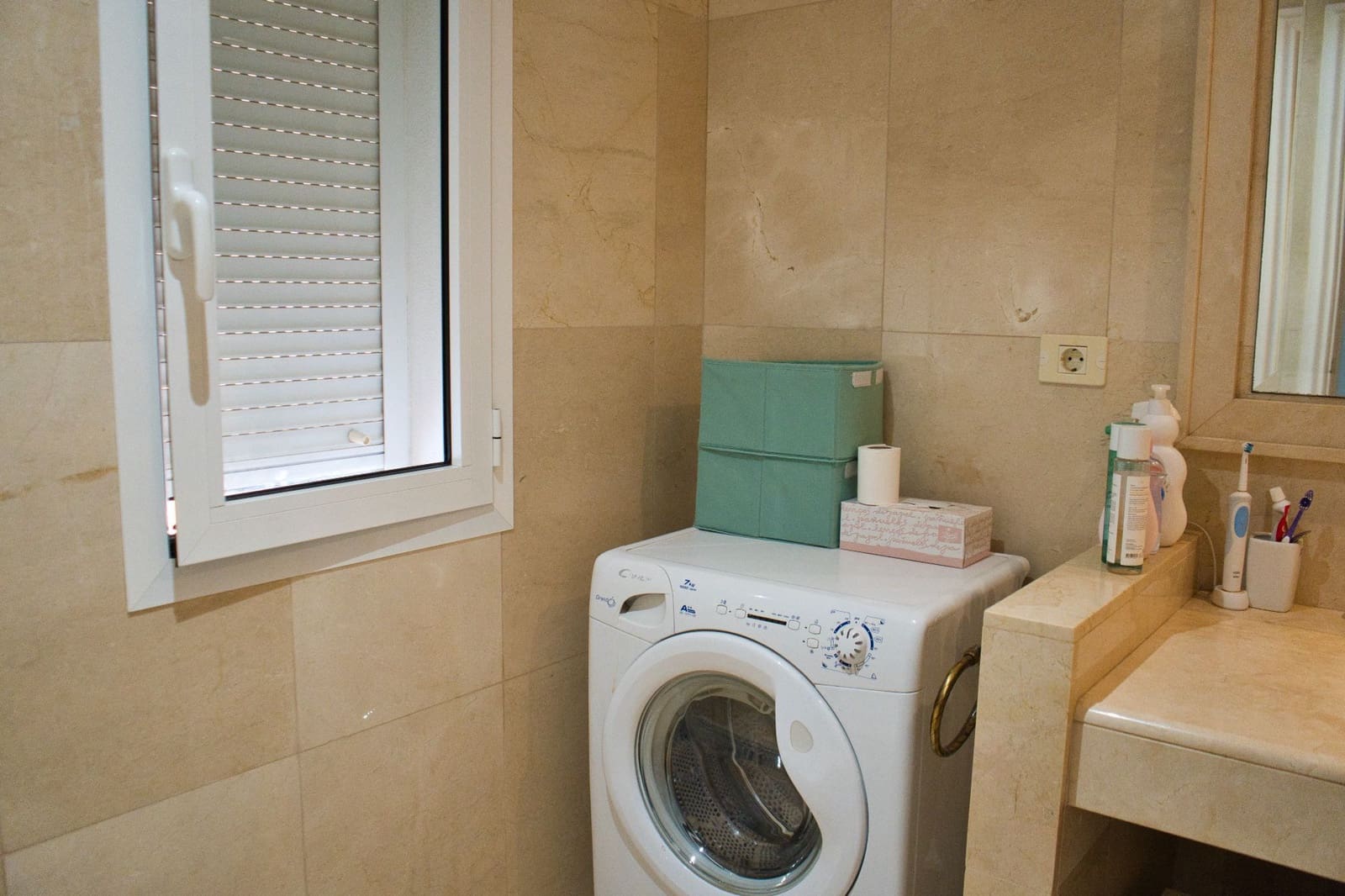 6 soveværelse Semi-Rækkehus til salg i Torviscas med swimmingpool garage - € 670.000 (Ref: 9106263)