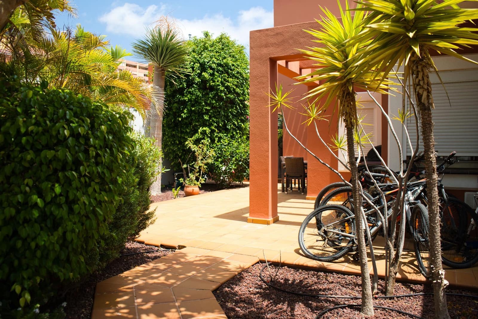 6 soveværelse Semi-Rækkehus til salg i Torviscas med swimmingpool garage - € 670.000 (Ref: 9106263)