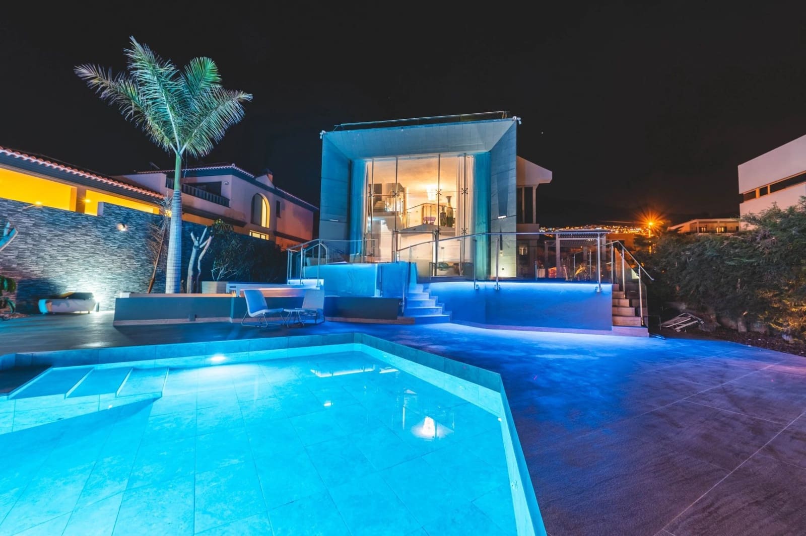 Chalet de 5 habitaciones en El Madroñal en venta con piscina garaje - 2.399.000 € (Ref: 9113806)