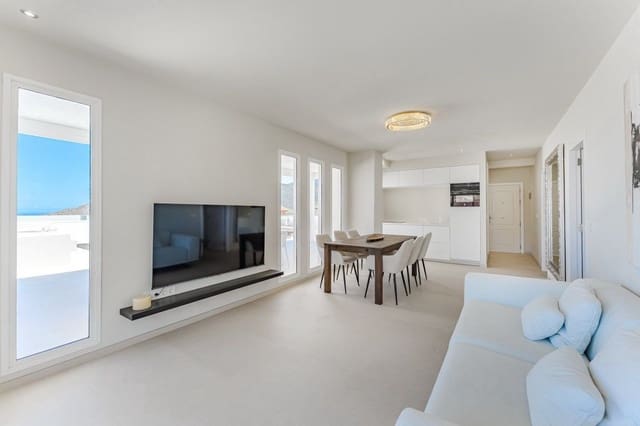 2 makuuhuone Huoneisto myytävänä paikassa Torviscas, Adeje mukana uima-altaan 
autotalli - 650 000 € (Ref: 9115854)