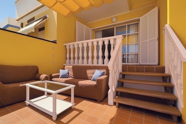 4 makuuhuone Paritalo myytävänä paikassa Playa de las Americas, Arona mukana uima-altaan 
autotalli - 890 000 € (Ref: 9124631)