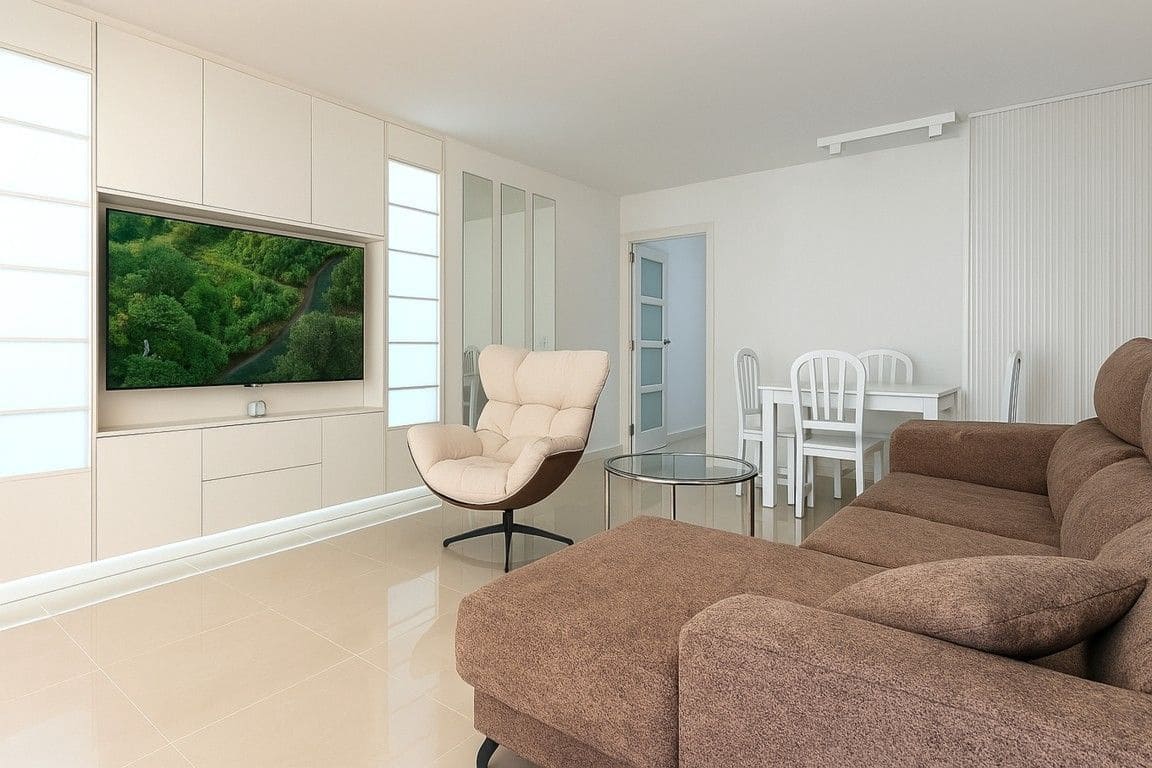 4 soverom Kjedet enebolig til salgs i Playa de las Americas med svømmebasseng garasje - € 890 000 (Ref: 9124631)