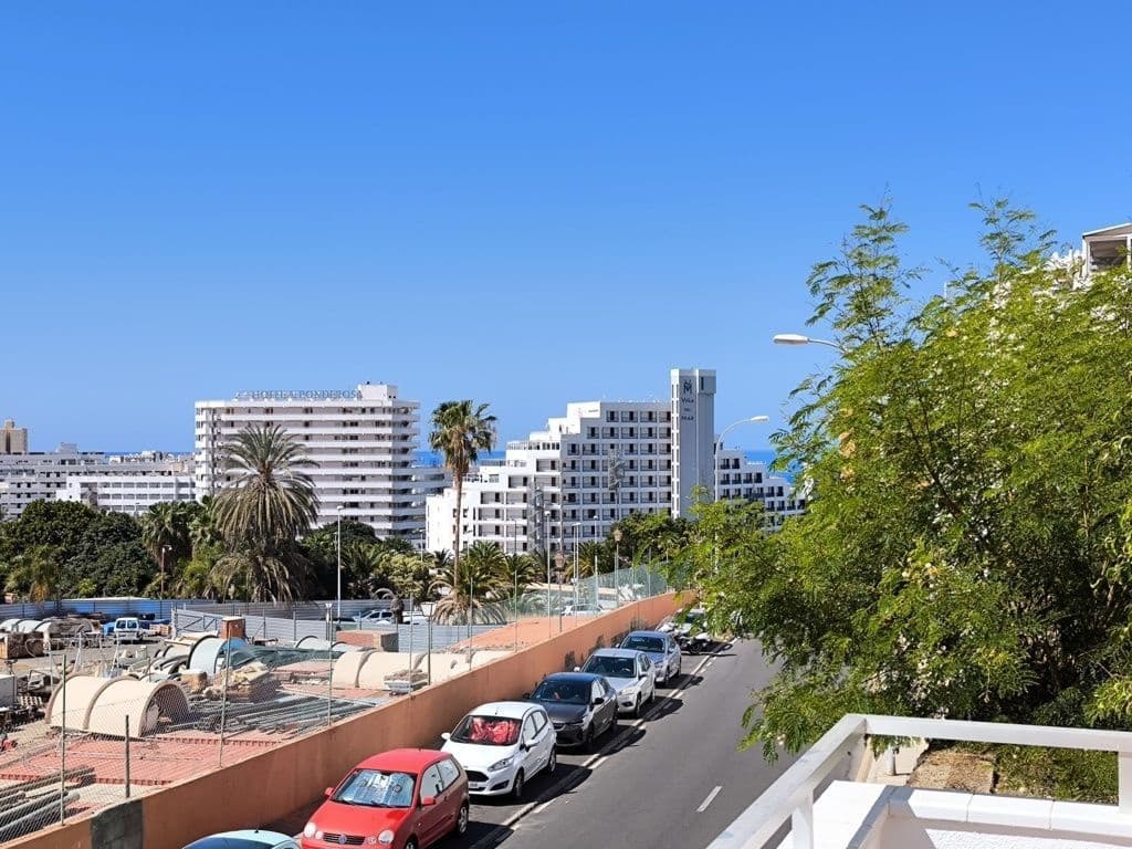 Apartment for sale in Costa Adeje with pool - € 239,000 (Ref: 9126524)