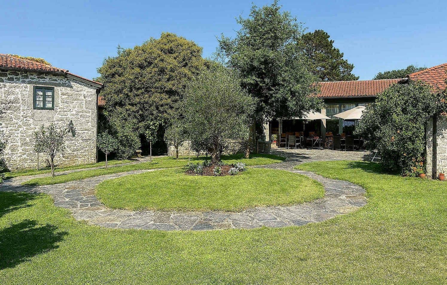 10 soveværelse Hotel til salg i Lugo by - € 1.275.000 (Ref: 9169002)