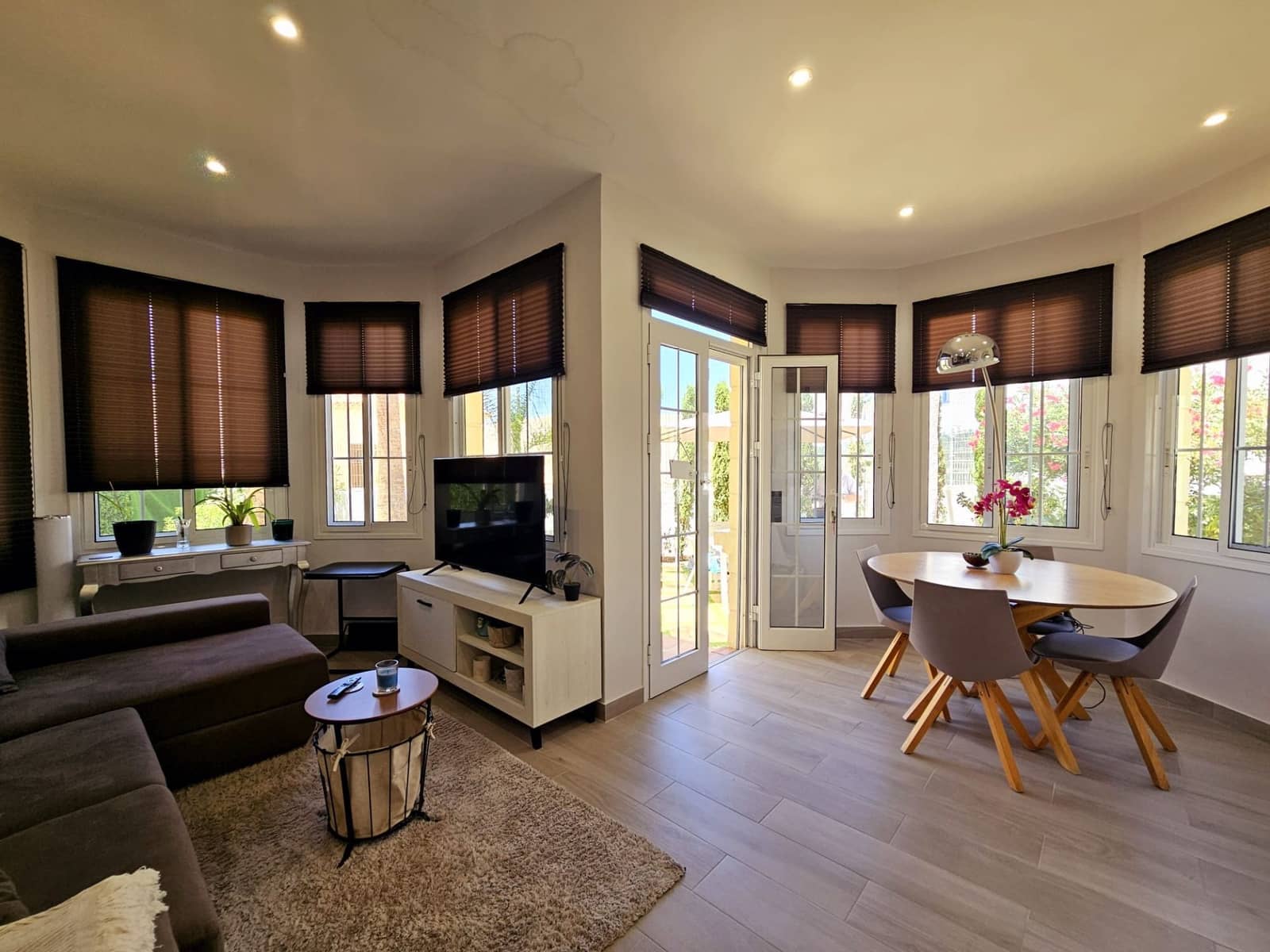 2 slaapkamer Villa te koop in Playa Fanabe met zwembad - € 600.000 (Ref: 9193530)