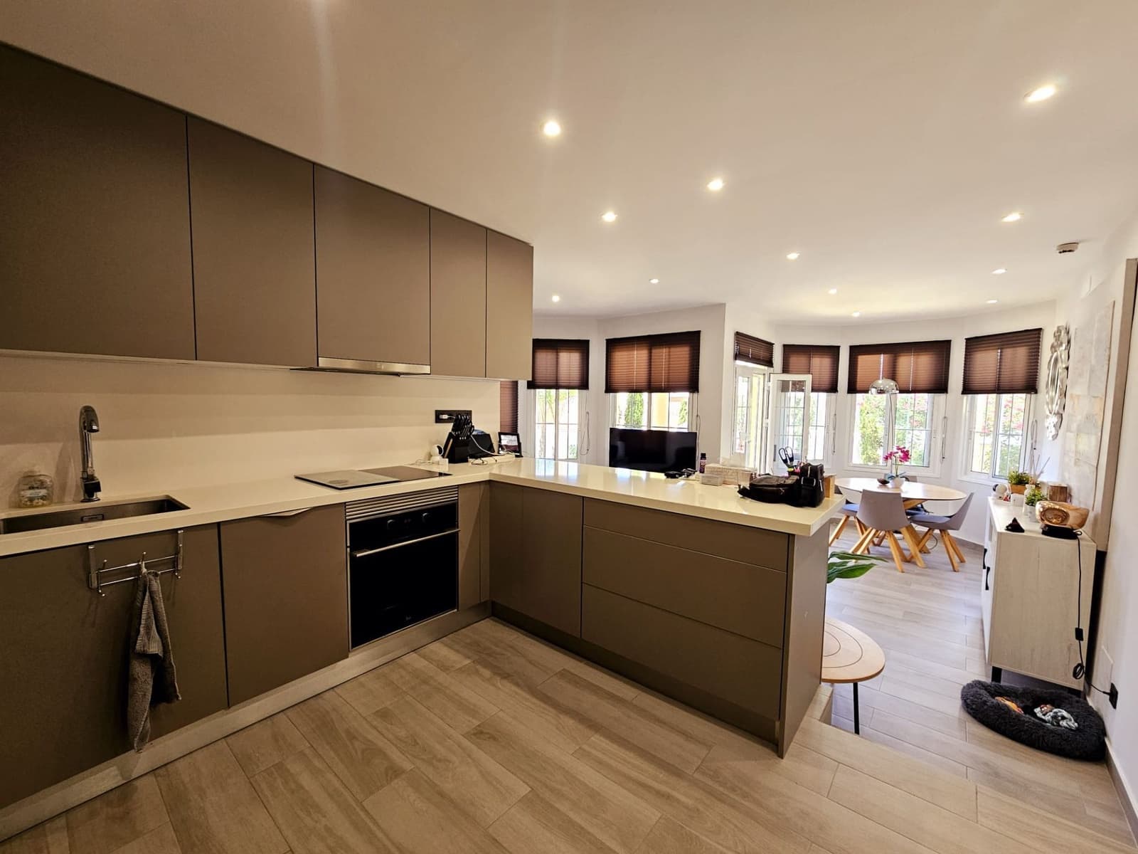 2 slaapkamer Villa te koop in Playa Fanabe met zwembad - € 600.000 (Ref: 9193530)